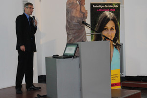Foto von der Veranstaltung: Prof. Thieme während seines Vortrags